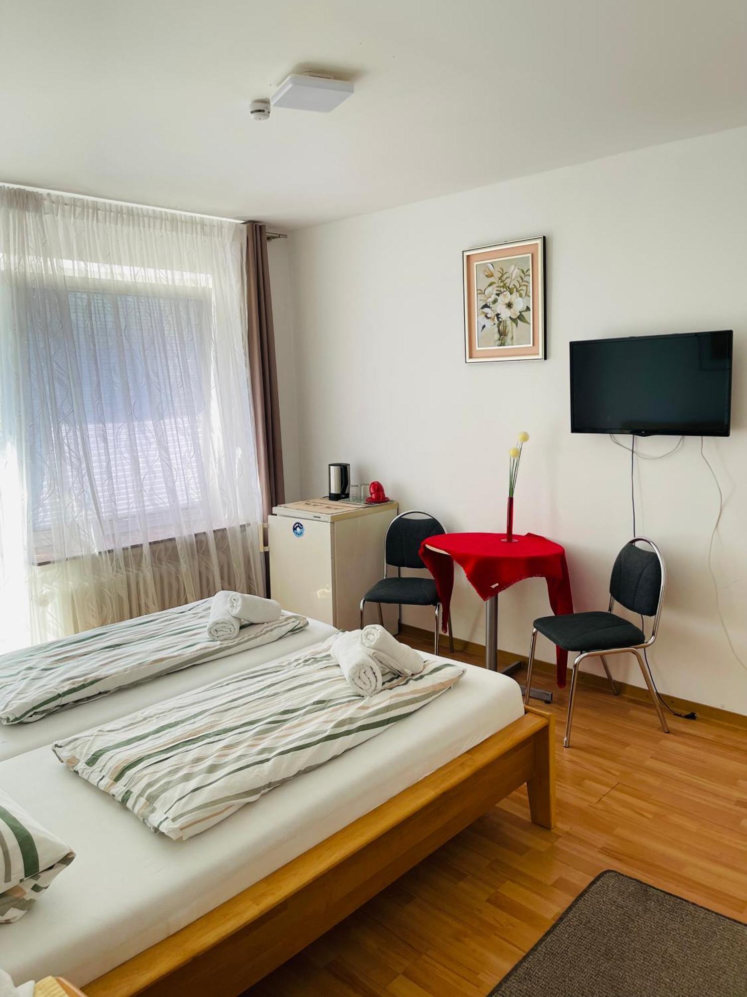 Hotel Shelby Apartments Garbsen Kültér fotó